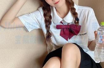 hlw提供免费吃瓜服务，带你解藏宝藏般的娱乐圈内幕！