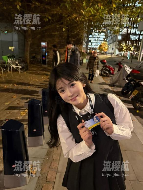 在“zztthl.ccm”里，揭晓娱乐圈小秘密，轻松找到入口和传送门