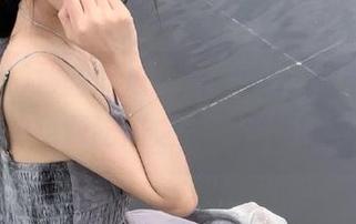 体验吃瓜网苹果版，开启一场别样的免费吃瓜之旅，尽情畅聊！