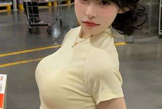 女生们在线聚集在zztt42.ccm黑料不打烊，让我们一起挖掘那些有趣的娱乐圈秘密吧！