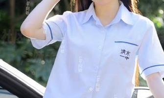 黑料社区在线首页的精彩视频，妹子陪你边看边八卦